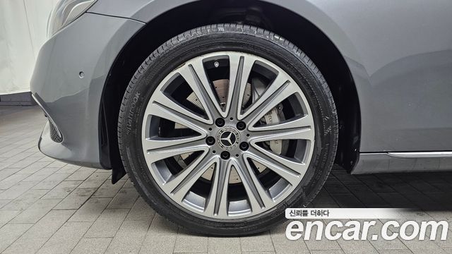 Mercedes-Benz E-Class E450 4MATIC Exclusive