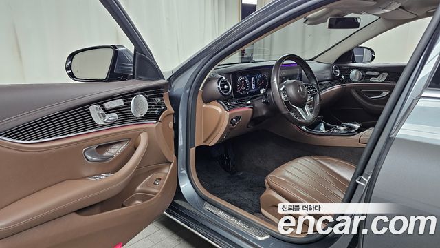 Mercedes-Benz E-Class E450 4MATIC Exclusive
