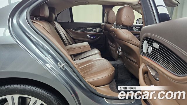 Mercedes-Benz E-Class E450 4MATIC Exclusive