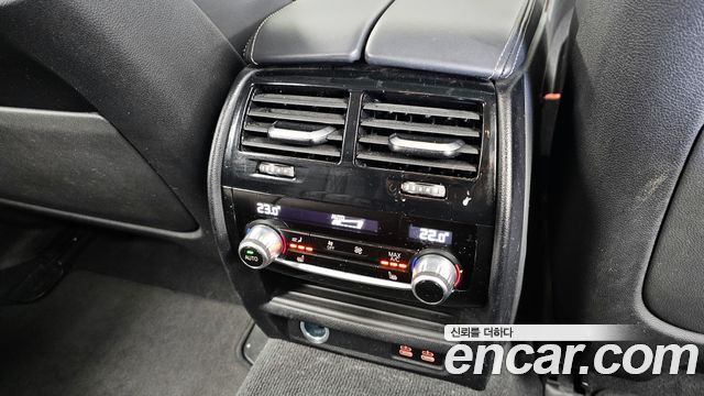 BMW 5-Series 530i Luxury