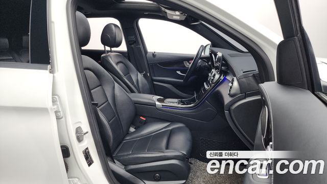 Mercedes-Benz GLC-Class GLC300 4MATIC