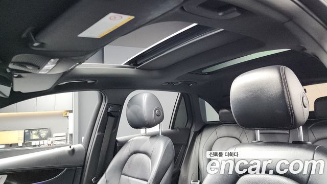 Mercedes-Benz GLC-Class GLC300 4MATIC