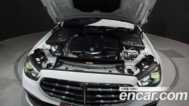 Mercedes-Benz E-Class E220d 4MATIC Exclusive
