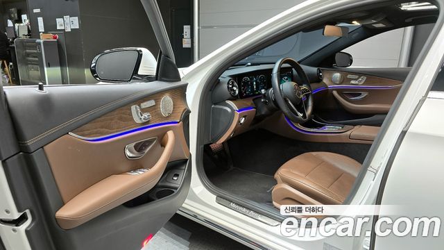 Mercedes-Benz E-Class E220d 4MATIC Exclusive