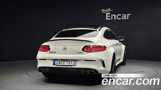 Mercedes-Benz C-Class C63 AMG Coupe