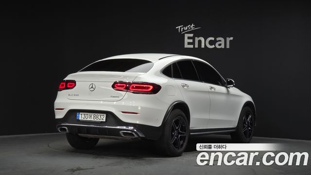 Mercedes-Benz GLC-Class GCL300 4MATIC Coupe