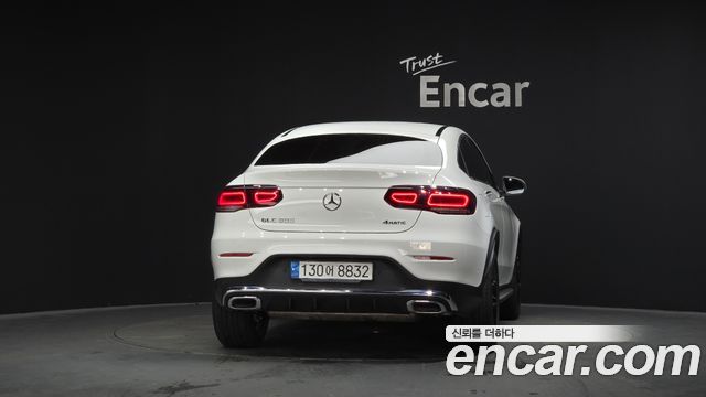 Mercedes-Benz GLC-Class GCL300 4MATIC Coupe