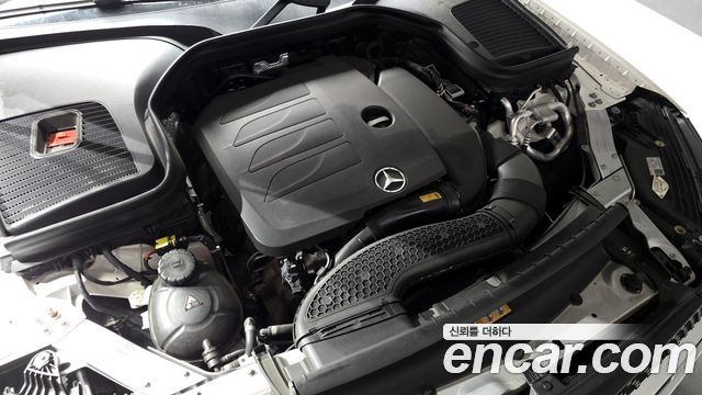 Mercedes-Benz GLC-Class GCL300 4MATIC Coupe