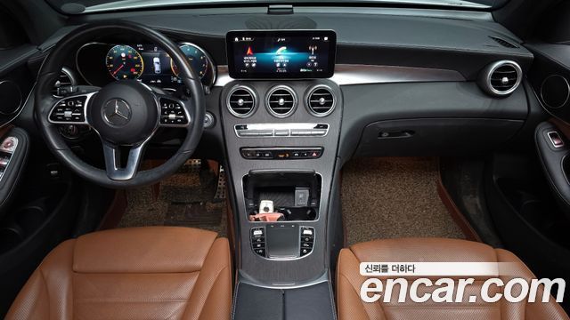 Mercedes-Benz GLC-Class GCL300 4MATIC Coupe