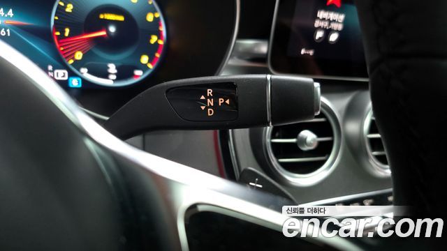 Mercedes-Benz GLC-Class GCL300 4MATIC Coupe