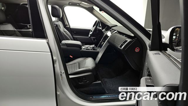 Land Rover Discovery 2.0 P300 SE