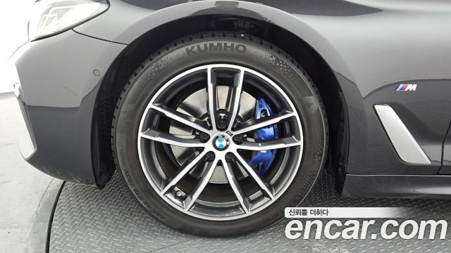 BMW 5-Series 520i M Sport