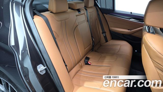 BMW 5-Series 520i M Sport