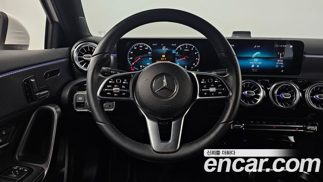 Mercedes-Benz A-Class A220 Hatchback