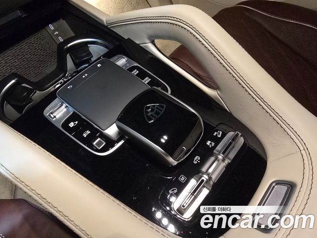 Mercedes-Benz GLS-Class Maybach GLS600 4MATIC Manufakur