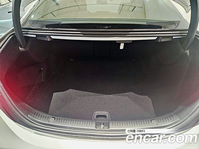 Mercedes-Benz E-Class E250 Avantgarde