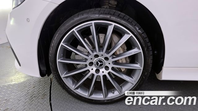Mercedes-Benz E-Class E450 4MATIC Coupe