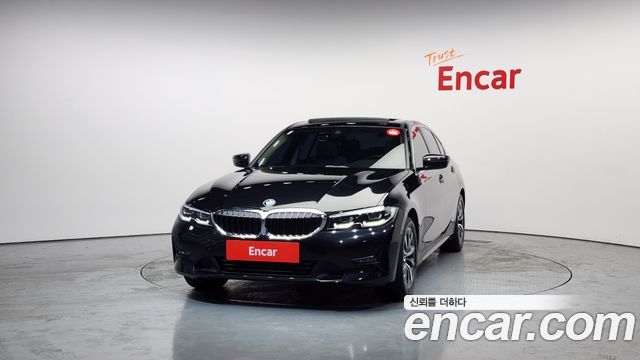 BMW 3-Series 320i