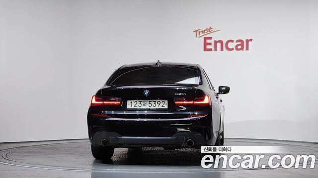 BMW 3-Series 330i M Sport
