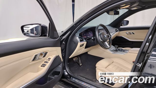 BMW 3-Series 330i M Sport