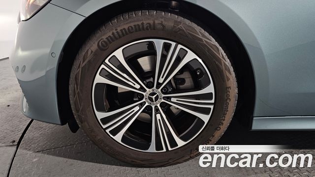 Mercedes-Benz E-Class E200 Avantgarde