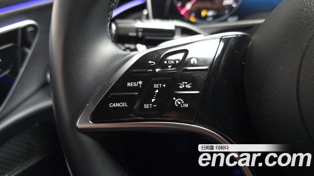 Mercedes-Benz E-Class E200 Avantgarde