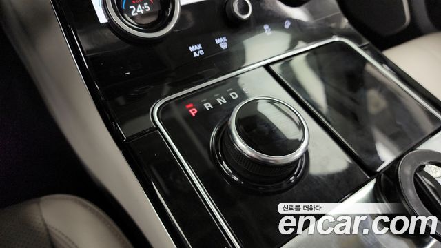 Land Rover Range Rover Velar 2.0 D240 SE