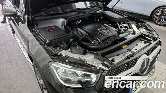 Mercedes-Benz GLC-Class GLC300e 4MATIC Coupe
