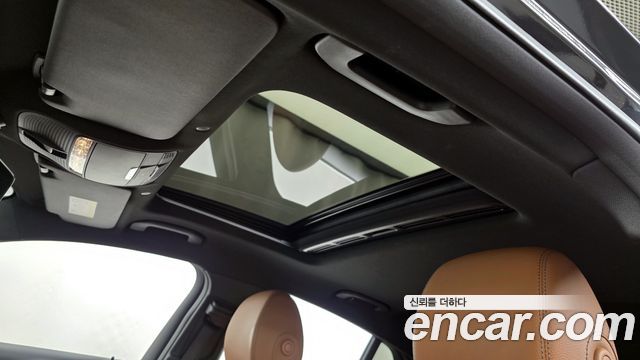 Mercedes-Benz GLC-Class GLC300e 4MATIC Coupe