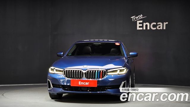 BMW 5-Series 530i Luxury