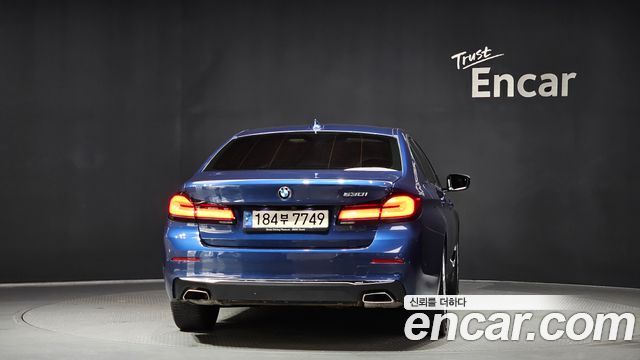 BMW 5-Series 530i Luxury