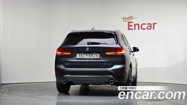 BMW X1 xDrive 20i Advantage