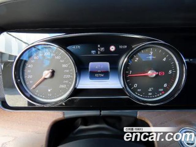 Mercedes-Benz E-Class E220d Exclusive