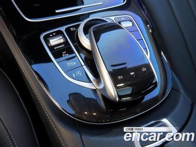 Mercedes-Benz E-Class E220d Exclusive