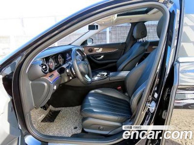 Mercedes-Benz E-Class E220d Exclusive