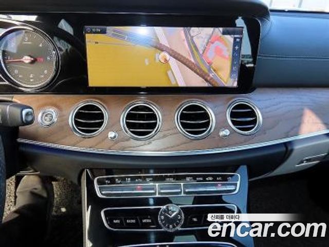 Mercedes-Benz E-Class E220d Exclusive