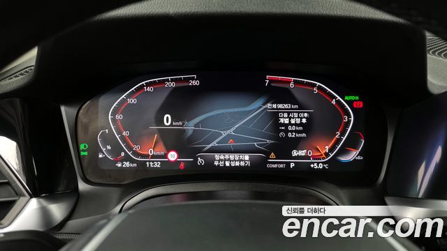 BMW 3-Series 320i