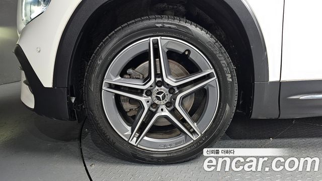 Mercedes-Benz GLB-Class GLB250 4MATIC