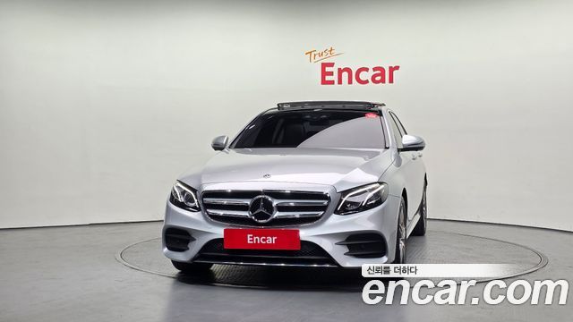 Mercedes-Benz E-Class E300 4MATIC AMG Line