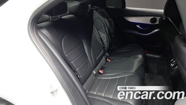Mercedes-Benz C-Class C200 AMG Line