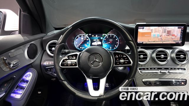 Mercedes-Benz C-Class C200 AMG Line
