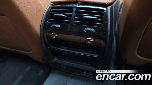 BMW 5-Series 520i Luxury