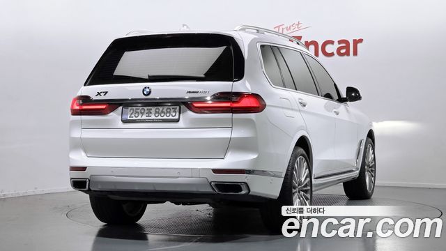 BMW X7 xDrive 40i Design Pure Excellence 7-Seater