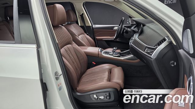 BMW X7 xDrive 40i Design Pure Excellence 7-Seater