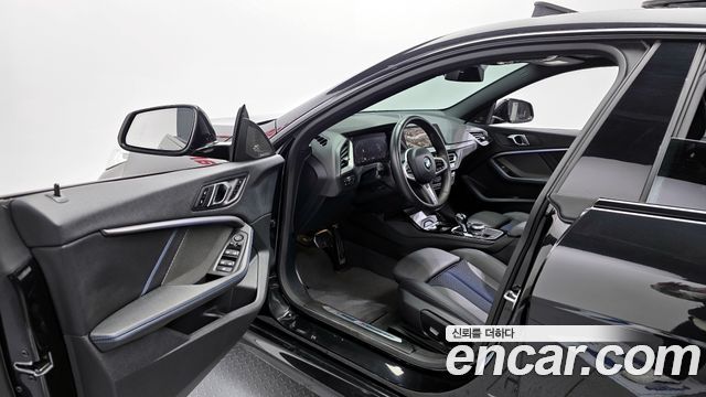BMW 2-Series 220i M Sports