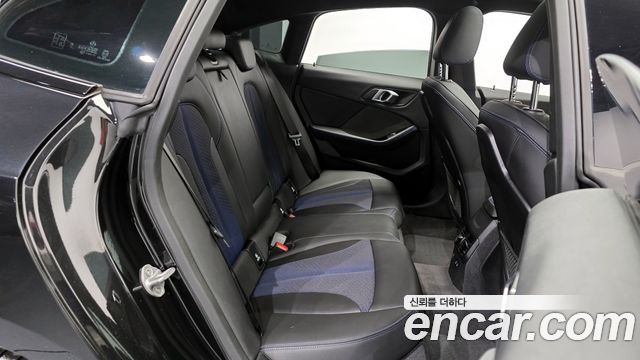 BMW 2-Series 220i M Sports