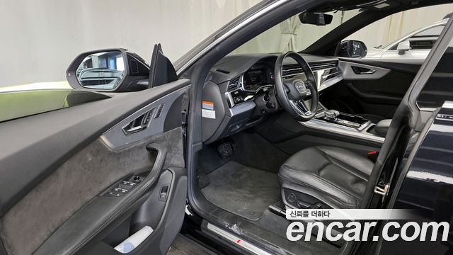 Audi Q8 45 TDI Quattro Premium