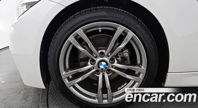 BMW 3-Series 320i M Sport