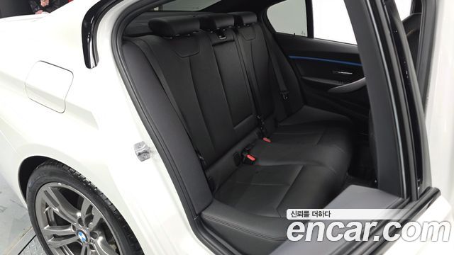 BMW 3-Series 320i M Sport