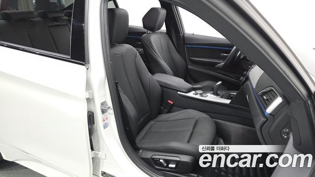 BMW 3-Series 320i M Sport